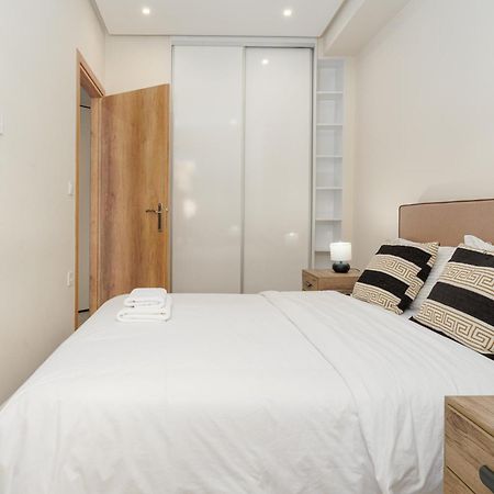Chic Apartment Near Acropolis Athens Luaran gambar