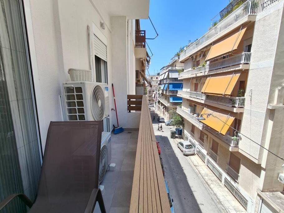Chic Apartment Near Acropolis Athens Luaran gambar