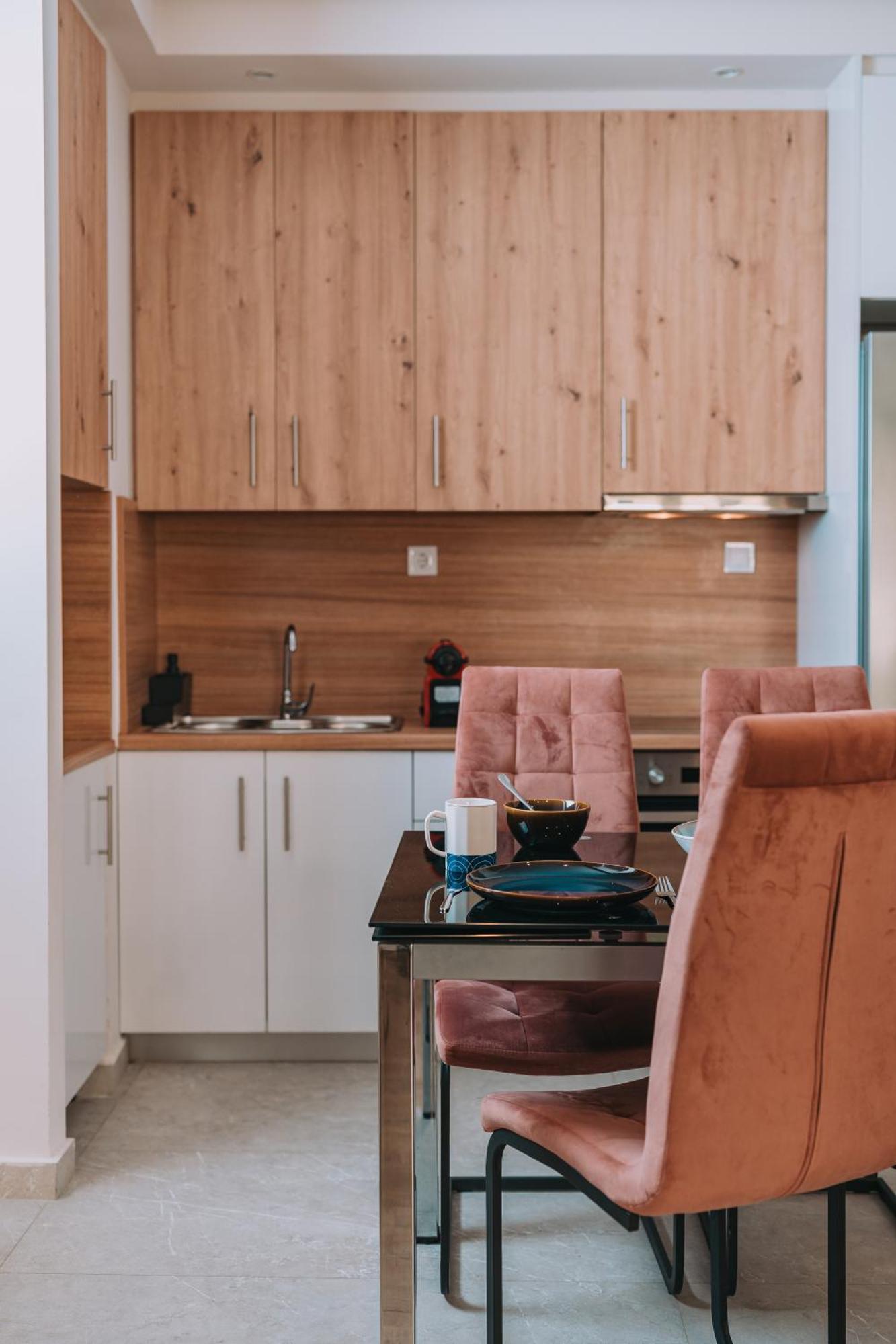 Chic Apartment Near Acropolis Athens Luaran gambar